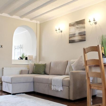 Cosy Cottage In Mersea - Walking Distance To Beach And Town เวสต์เมอร์ซี ภายนอก รูปภาพ