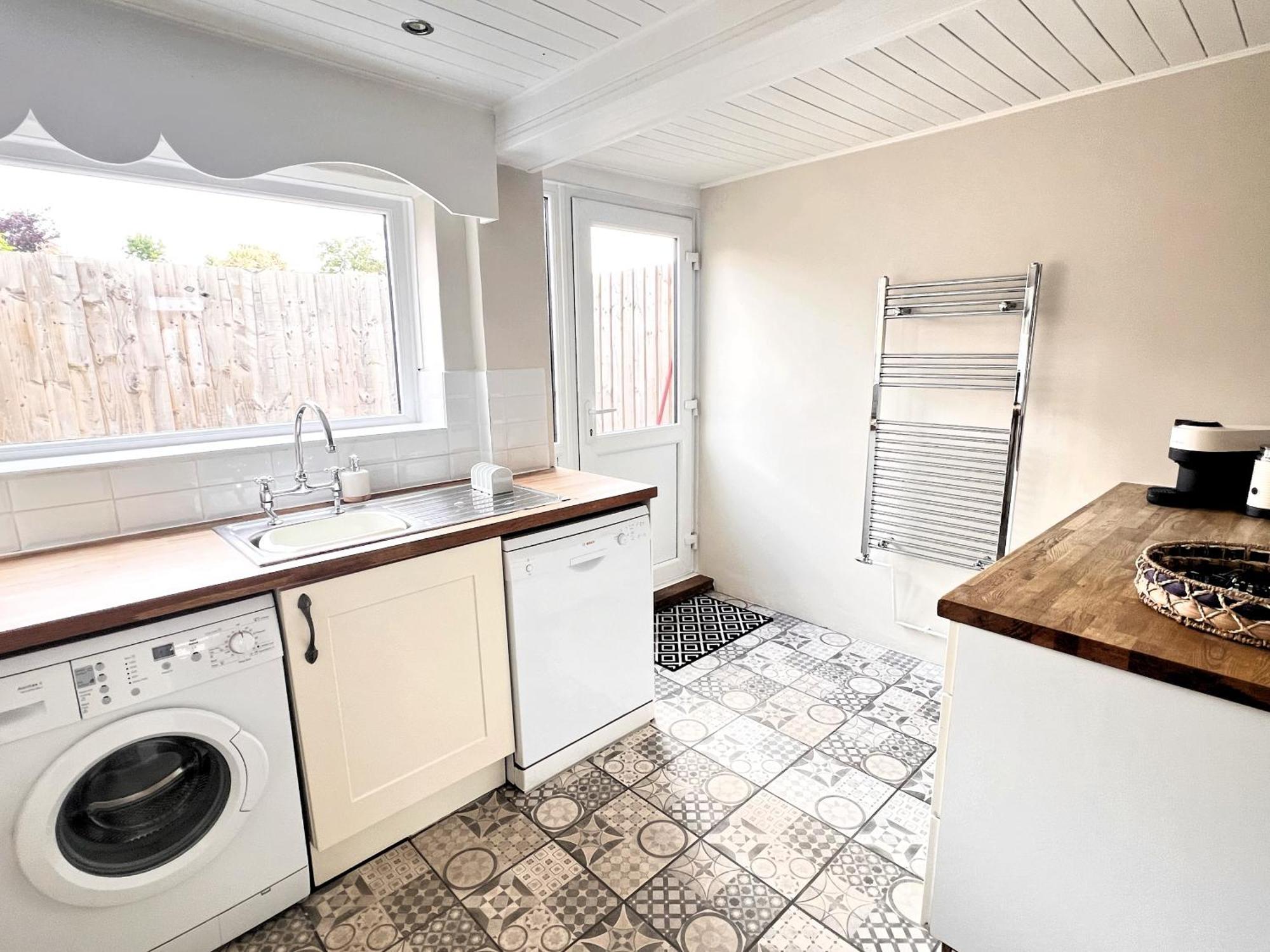 Cosy Cottage In Mersea - Walking Distance To Beach And Town เวสต์เมอร์ซี ภายนอก รูปภาพ